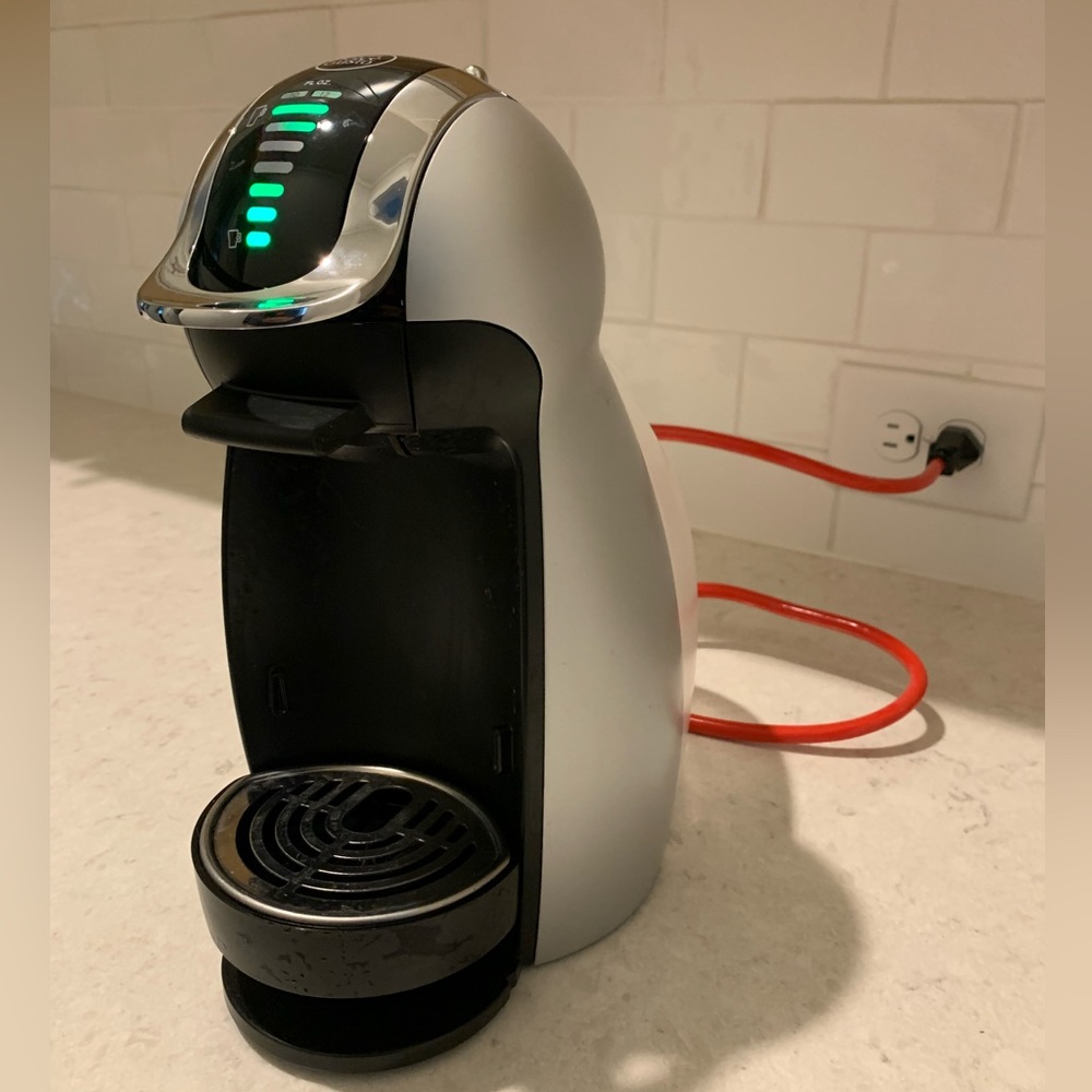 Nescafe Dolce Gusto Machine